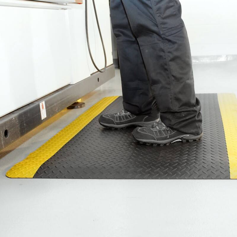 GPC Rectangular Anti-Fatigue Mat PVC Diamond Black, Yellow 600 x 90 cm