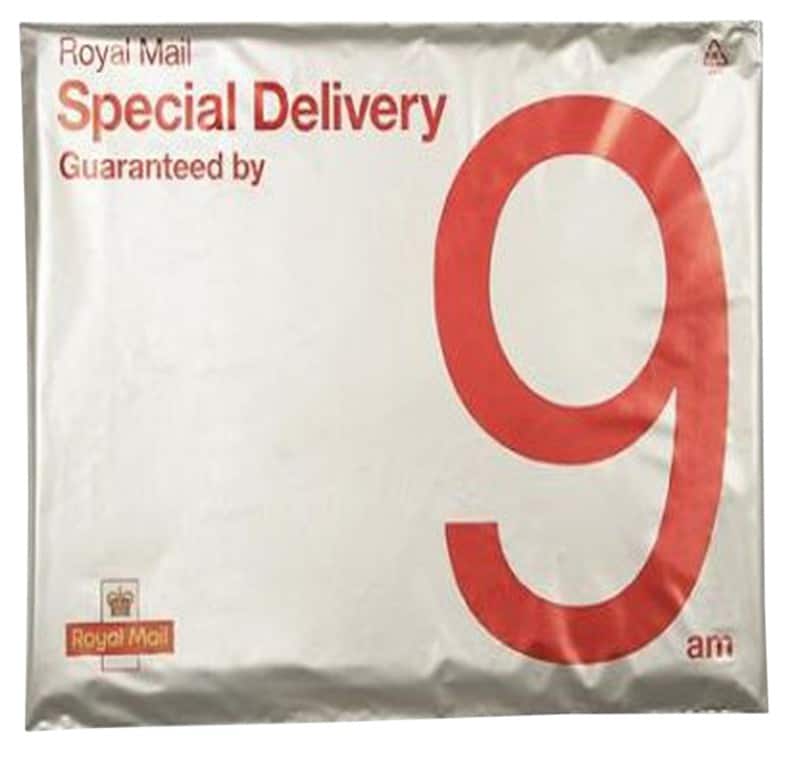 Royal Mail Pre-paid Postage Envelopes Plain C4 345 (W) x 250 (H) mm Peel and Seal Pack of 5