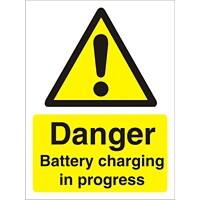 Warning Sign Battery Charging Vinyl 30 x 20 cm