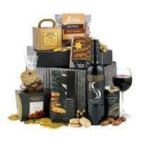 Hamper Nutracker With Red Wine